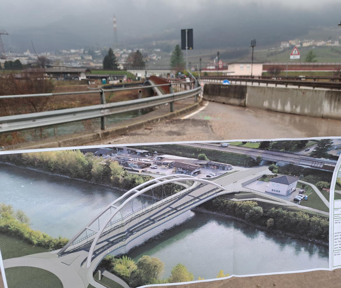 MASCHERINA MONT.AUTOR.SEAT ALTEA TOLEDO 04> 2DIN S/TRAVER. NERA main image 1