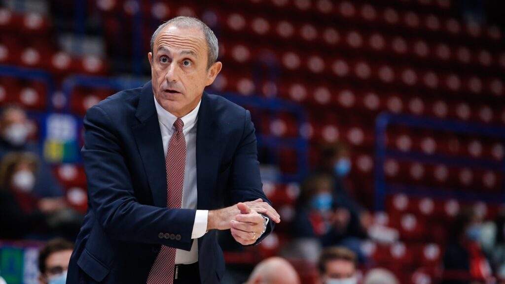 Ettore Messina coach Armani Milano