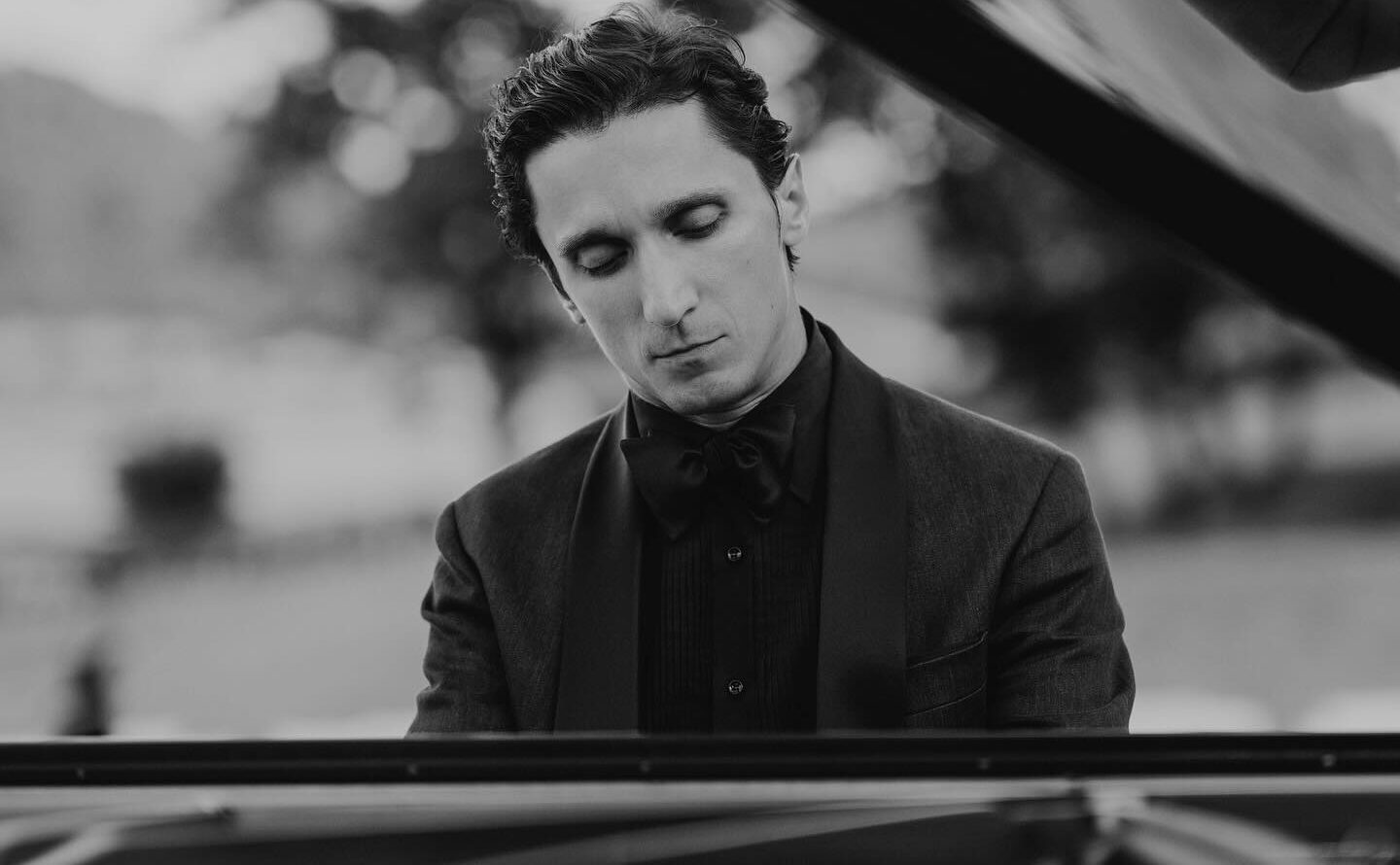 Pergine, il concerto del pianista «filorusso» Alexander Romanovsky si farà