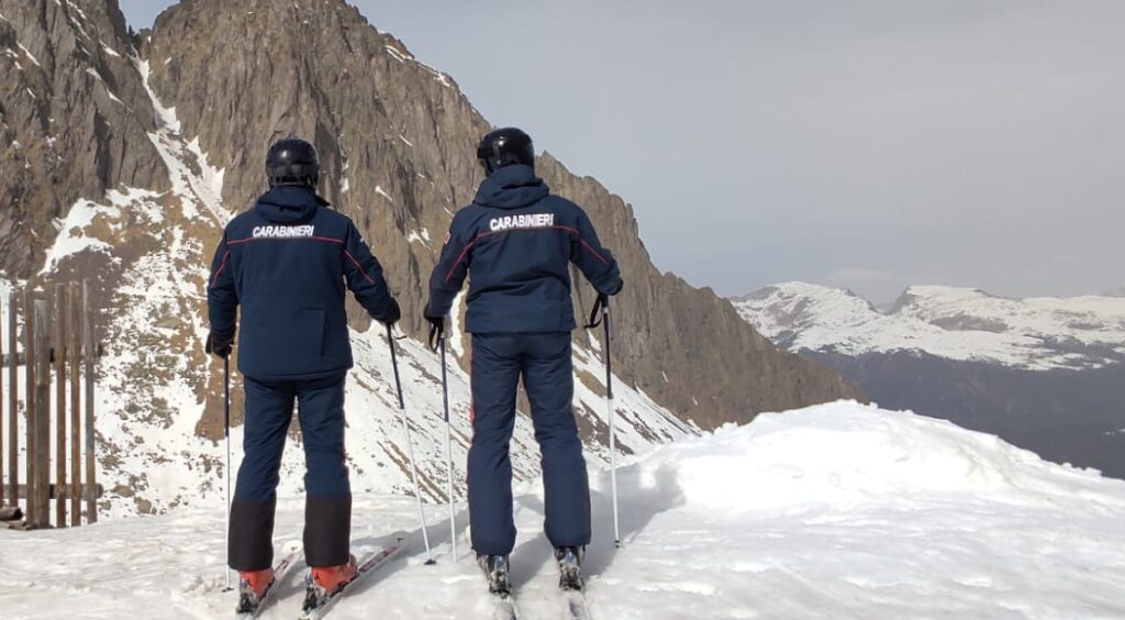 Carabinieri Sci Canazei