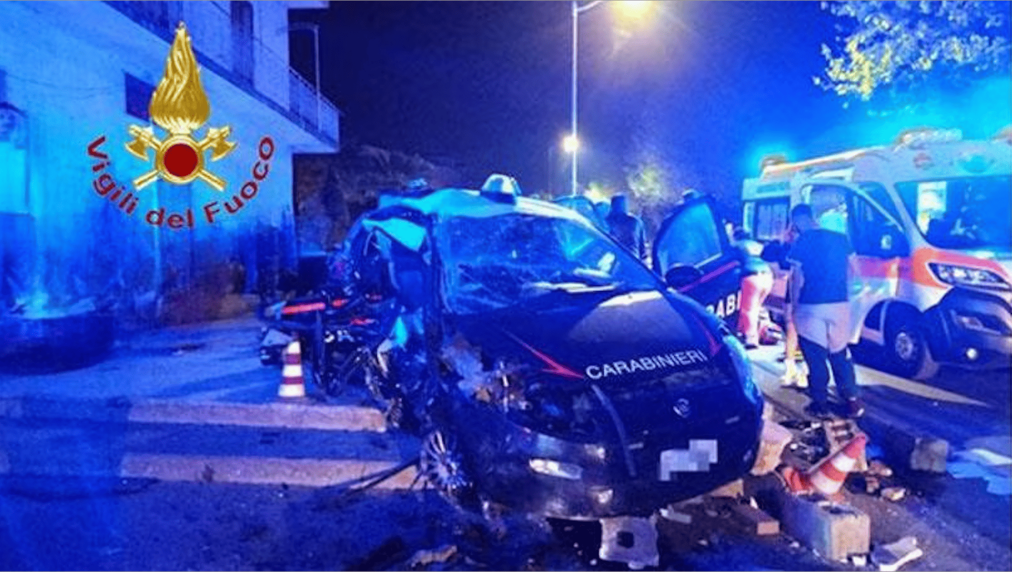 Salerno, incidente nella notte: due carabinieri muoiono in servizio