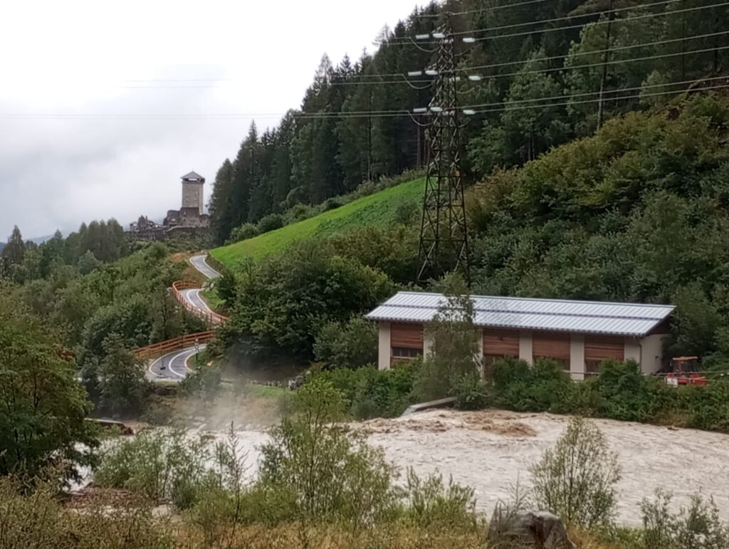 Maltempo, a Ossana si teme per i campeggi