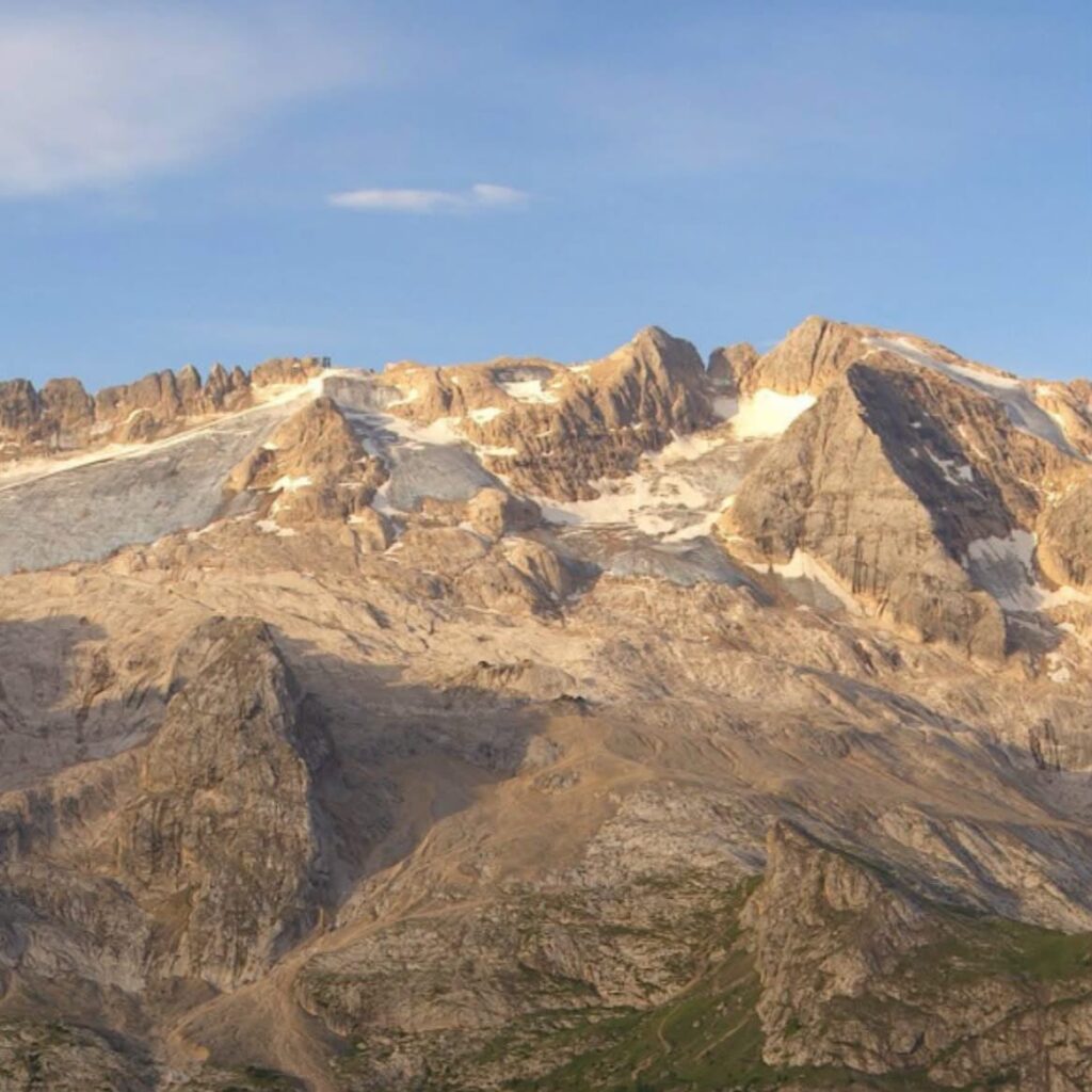 Marmolada Punta Penia estate senza neve