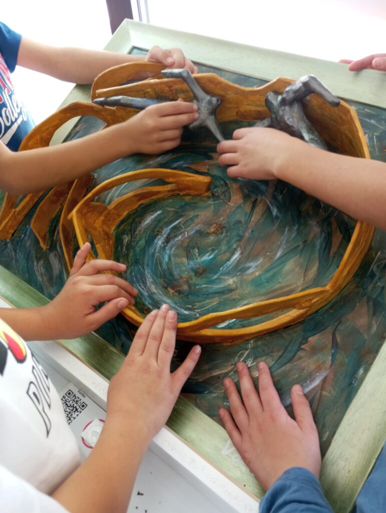 Scultura mostra inclusiva Abilnova