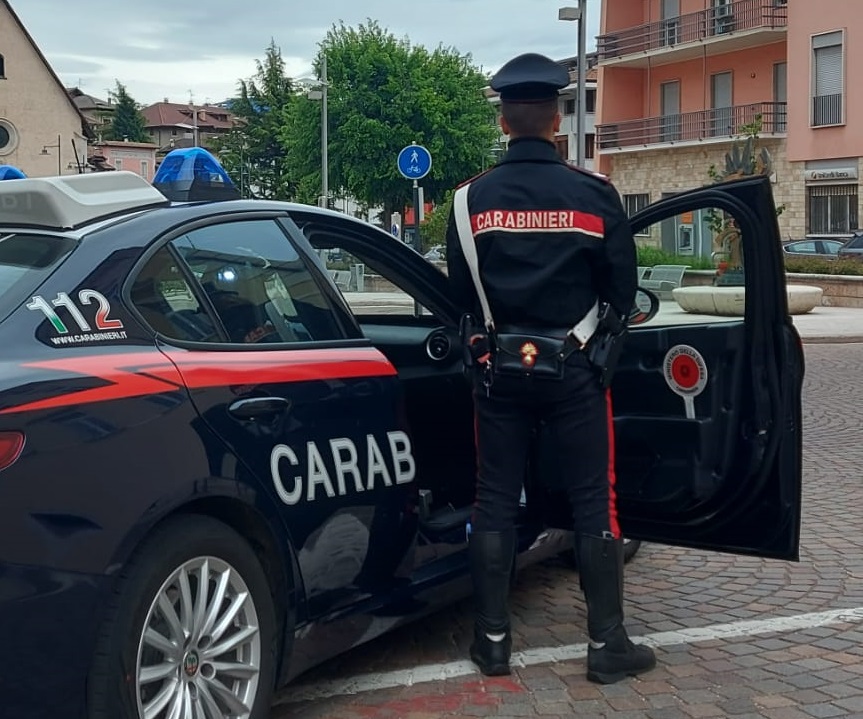 Una pattuglia dei carabinieri