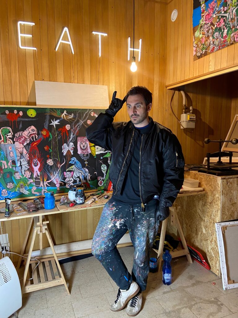 Tommaso Buldini nel suo studio