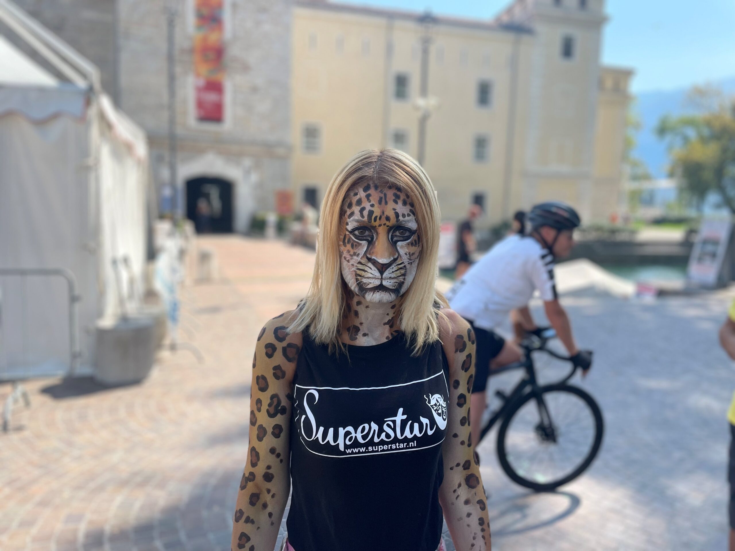 A Riva del Garda torna lo spettacolo del Bodypainting, l’arte sui corpi