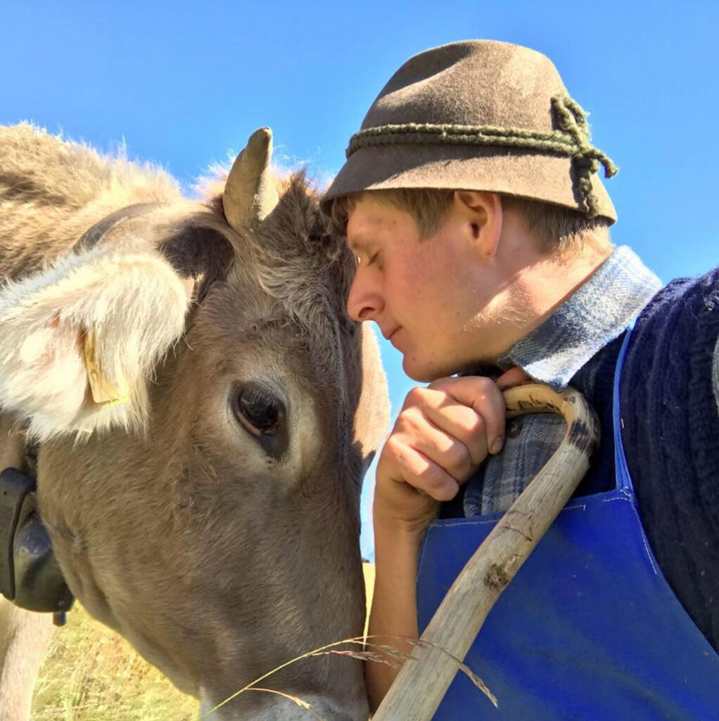 Fidanzata con un agricoltore