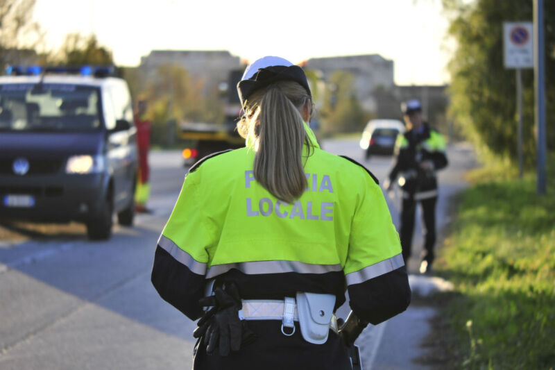 Agente di polizia locale