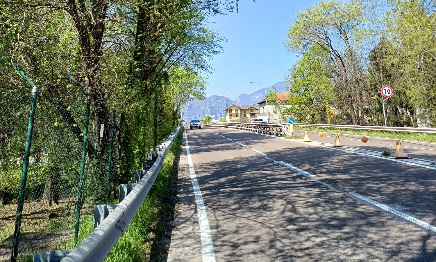 SASTYBALE Tovaglia Rotonda A Scacchi, 178 Cm, A Prova Di Perdite